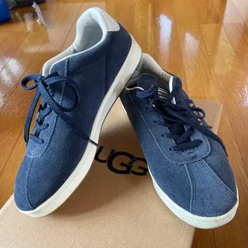LACOSTE 네이비 스웨이드 스니커즈