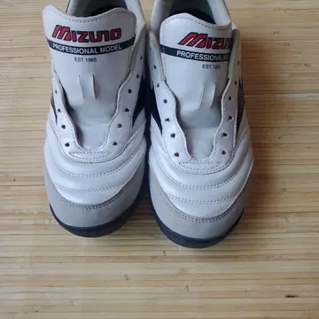 Mizuno Professional Model 축구화 26cm