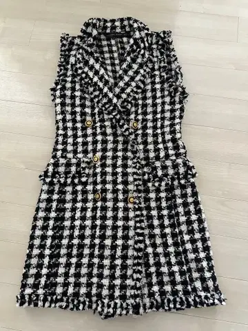 ZARA 트위드 베스트