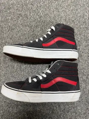 Vans 하이컷 스니커즈 블랙/빨간색
