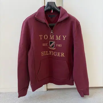 TOMMY HILFIGER 버건디 하프 지퍼 맨투맨