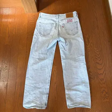 Levis 특별 자수 데님
