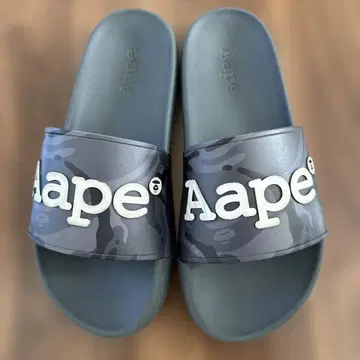 Aape 카모플라쥬 슬라이드 샌들