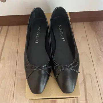 새상품급! LE TALON 펌프스 23.5cm