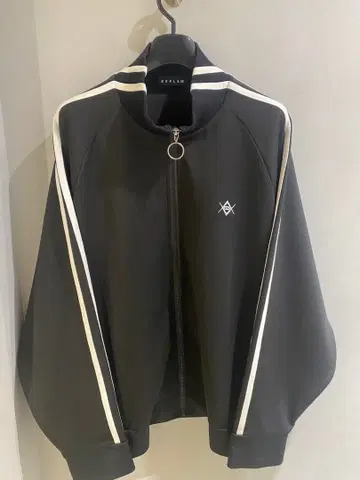 REFLEM 블랙 저지 스트라이프