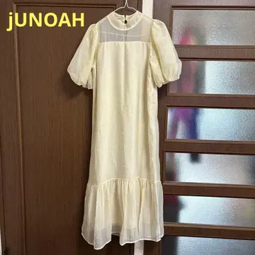 새상품급 jUNOAH 크림색 시스루 반팔 롱 원피스