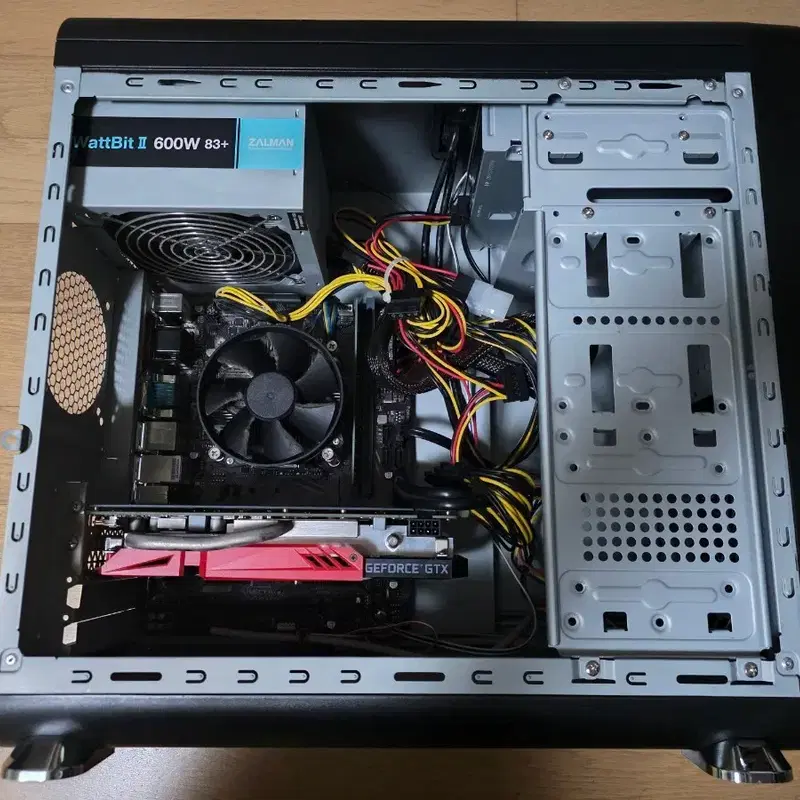 GTX 1660 600W 컴퓨터