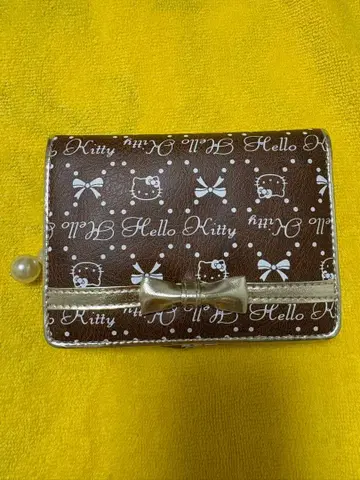 레어 미사용품 Hello Kitty 리본 포함 접이식 지갑