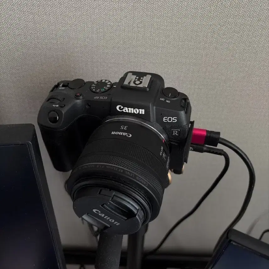 캐논 EOS RP  미러리스 dslr