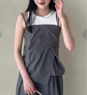 프레이 아이디 아지메 턱 디자인 뷔스티에