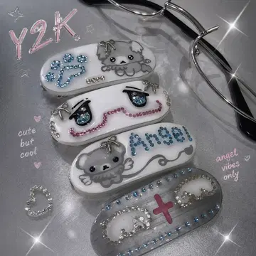 kuromi様order ふわり髪飾り♡ 顎紐取り外し可能♡イヤリング込み Y2K Angel Kuromi Side Hair Clip Set | 브랜드 중고거래 플랫폼, 번개장터