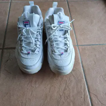 FILA 화이트 스니커즈 통굽