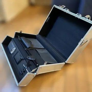 알루미늄제 이펙터 케이스 컴팩트