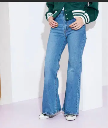 Levi's RIBCAGE BELLS 부츠컷 데님 24인치