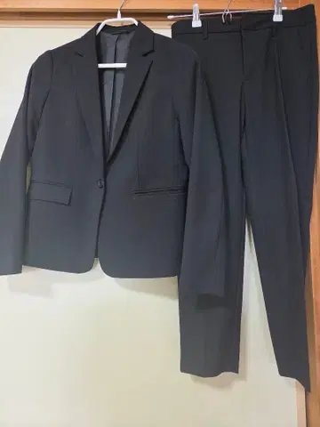 GU 블랙 취업 정장 세트 S&M