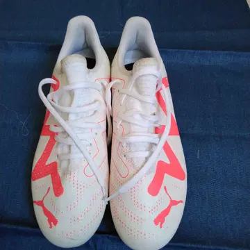 Puma 축구화 화이트/핑크 23cm