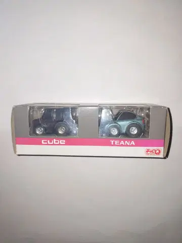 쵸로Q 2007년 닛산 딜러 한정품 큐브 티아나 2대 세트