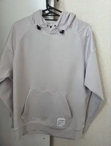 UNDER ARMOUR 언더아머 맨투맨