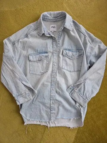 ZARA 라이트 블루 데님 자켓