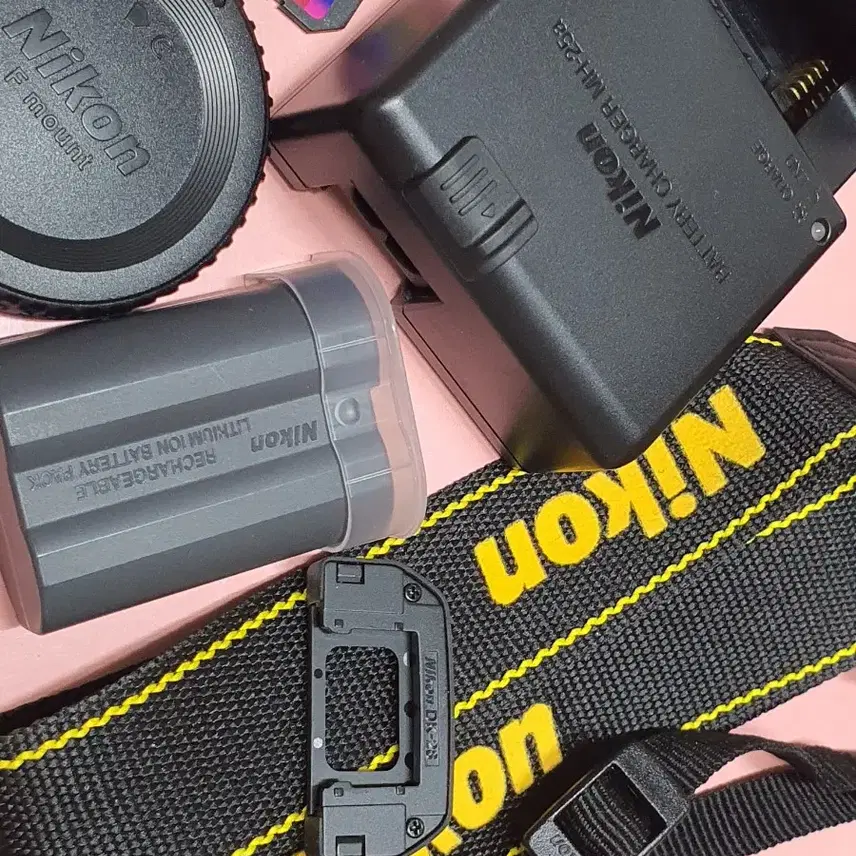 니콘 D7500 신동품