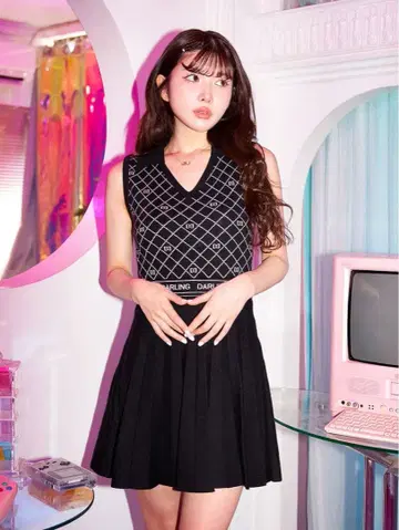 Darich DD 다이아 플리츠 니트 미니 원피스 블랙