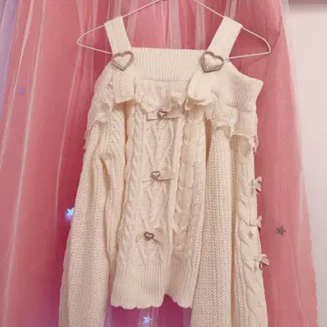 LIZLISA 레이스업 슬리브 오프숄더 니트
