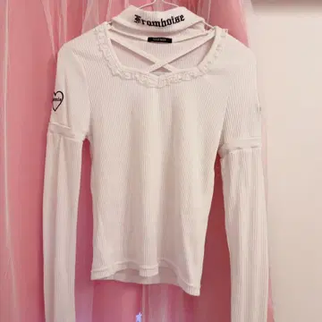 NOEMIE 노에미 4WAY 하트 와펜 암워머 티셔츠