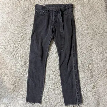 사카이 벨티드 스트레이트 데님 팬츠 벨트