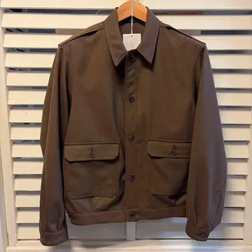 PHIGVEL 피그벨 Hopsack Safari Blouson 브라운