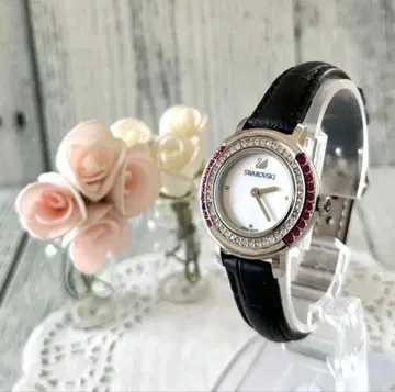 [ 레어 ] Swarovski 스와로브스키 손목시계 스톤 베젤 라운드