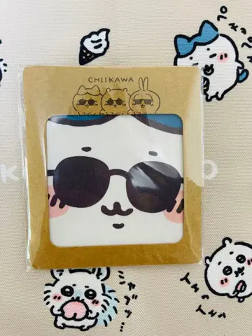 하치와레 치이카와 Zoff 안경닦이