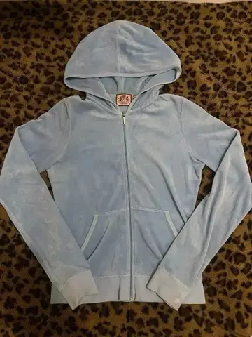 juicy couture hoodie 라이트 블루