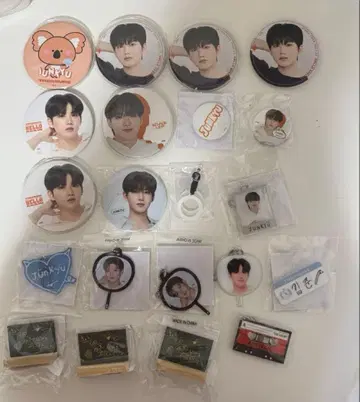 TREASURE 준규 캔뱃지 아크링 키링 캡슐 토이
