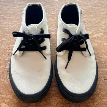 VANS 반스 차카 미들 스웨이드 화이트 27cm