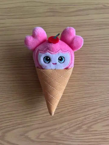 TWICE BABY LOVELYS 아이스 봉제 인형 배지 모모 모블리