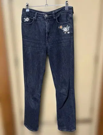 Guess 게스 청바지 데님 자수