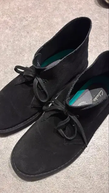 클락스 Clarks Desert Boot Black Suede