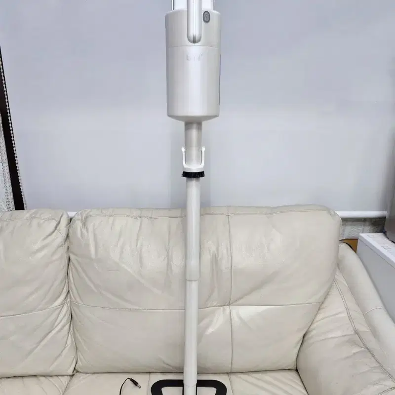 보랄 BR-H490RV 화이트 무선청소기