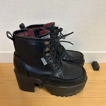 YOSUKE 통굽 부츠 M 가죽 블랙 레이스업 부츠