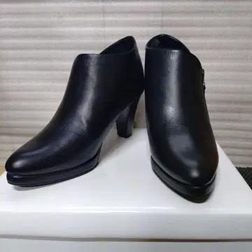 YOSUKE 숏부츠 블랙 24.5cm 미사용에 가까움