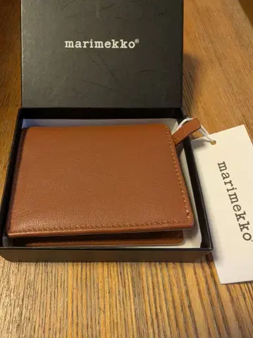 마리메꼬 Marimekko 3단 접이식 지갑 심플 가죽 컴팩트