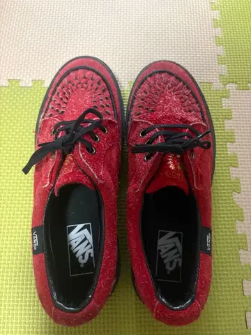 VANS 빨간색 가죽 스웨이드 스니커즈