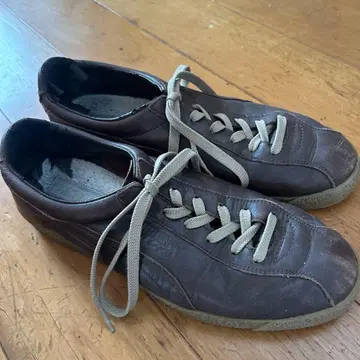 Puma 가죽 스니커즈 이탈리아제 80s 90s
