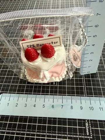 TPS.Dessert 이치고 케이크 스퀴즈