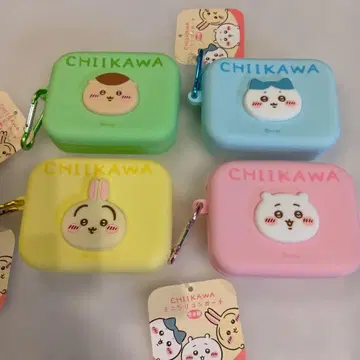 CHIIKAWA 미니 실리콘 파우치 4개 세트