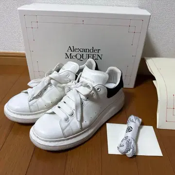 부속품 완비 Alexander McQueen 스니커즈