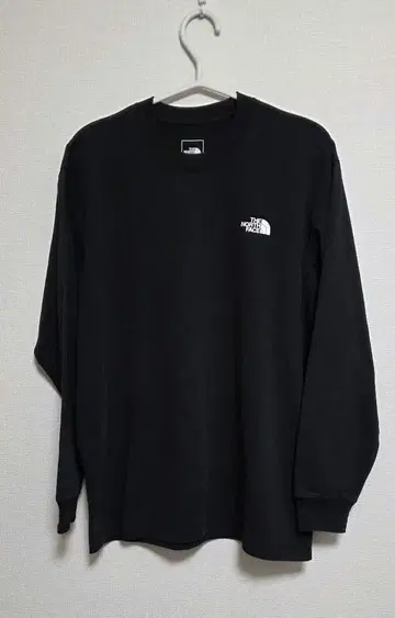 새상품급 THE NORTH FACE 블랙 롱 슬리브 티셔츠