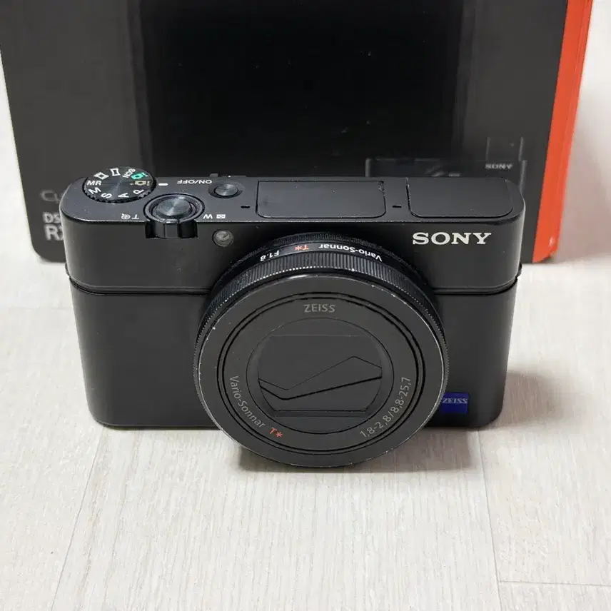 소니 rx100m3 카메라