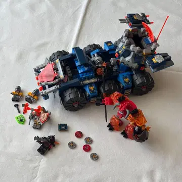 레고 LEGO NEXOKNIGHTS 70322 부품 일부 누락
