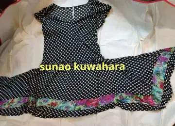 sunao kuwahara 인기 도트 무늬 슬리브리스 원피스